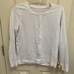 Lululemon swiftly breathe